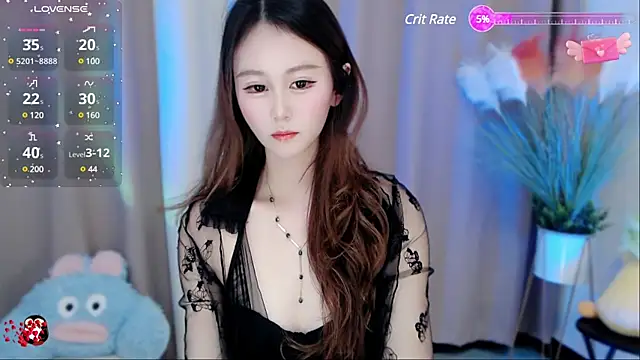 Aimee-520 online show from 12, 12, 2024