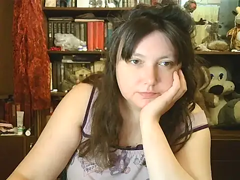 Snapshot of CarrieQPeach chatting on 11, 11, 2025 CarrieQPeach online show from 11, 11, 2025