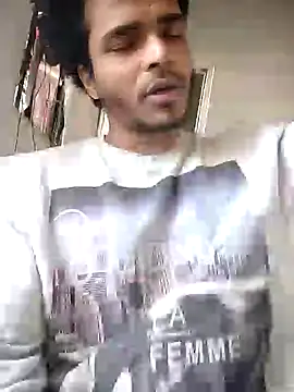 Snapshot of rounakhunk chatting on 17, 1, 2025 rounakhunk online show from 17, 1, 2025