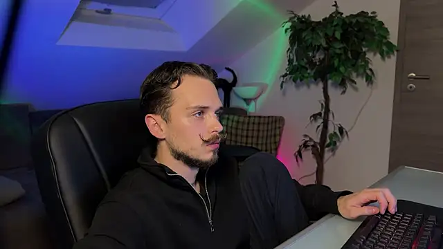 naked psy online show from 3, 4, 2026