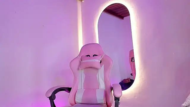  girl fernanda  online show from 6, 1, 2026