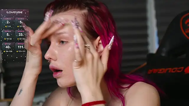 Snapshot of BlueCherryy chatting on 21, 11, 2025 BlueCherryy online show from 21, 11, 2025