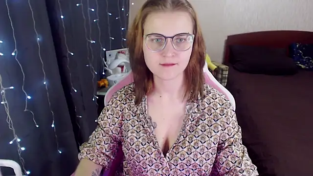 MissBrightShine online show from 29, 1, 2025