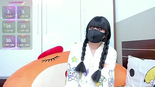 alonelove   online show from 25, 1, 2025