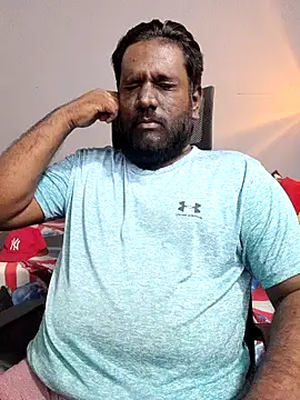 Rayansmith  online show from 14, 3, 2025