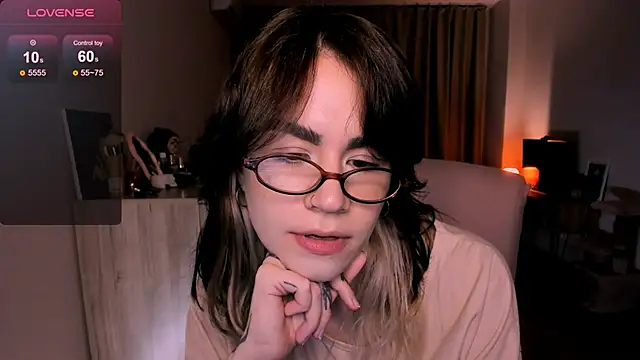 Snapshot of _selectrra chatting on 6, 3, 2025 selectrra online show from 6, 3, 2025