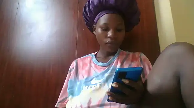 prettychic5 online show from 24, 12, 2024