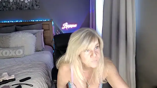 Lenaxox online show from 19, 3, 2026