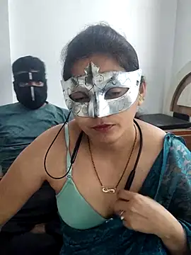 Snapshot of Harsh_Ankita_Couple chatting on 3, 10, 2025 Harsh Ankita Couple online show from 3, 10, 2025