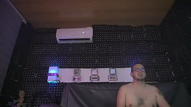 Snapshot of Dulce_yors chatting on 24, 12, 2024 Dulce yors online show from 24, 12, 2024