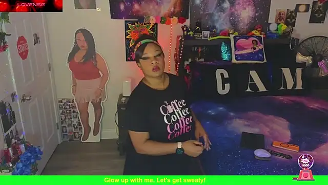 Snapshot of temptressbeauty24 chatting on 17, 2, 2026 temptressbeauty24 online show from 17, 2, 2026