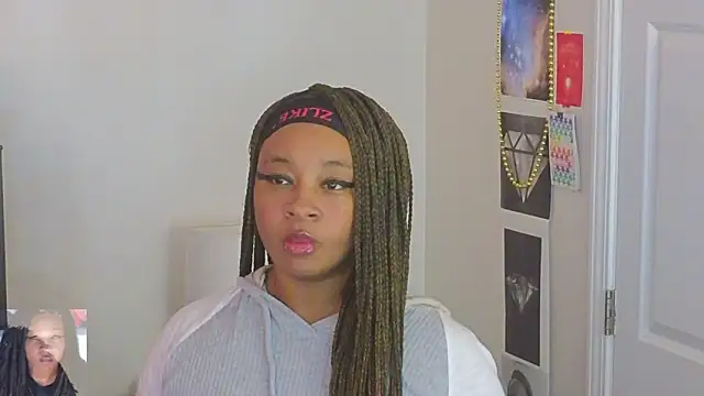 Snapshot of temptressbeauty24 chatting on 9, 3, 2026 temptressbeauty24 online show from 9, 3, 2026