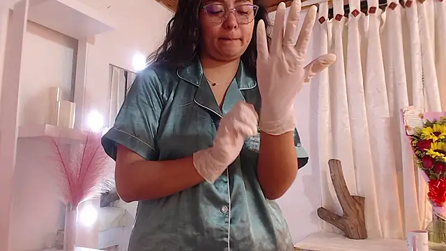  Kim  M online show from 2, 2, 2026