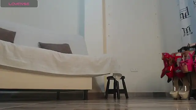 ammarahot7777 online show from 25, 11, 2025