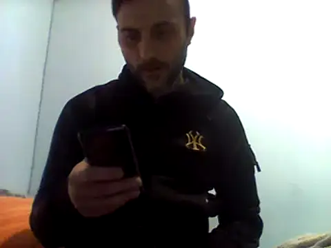 Snapshot of coppiasenzacensura chatting on 14, 2, 2025 coppiasenzacensura online show from 14, 2, 2025