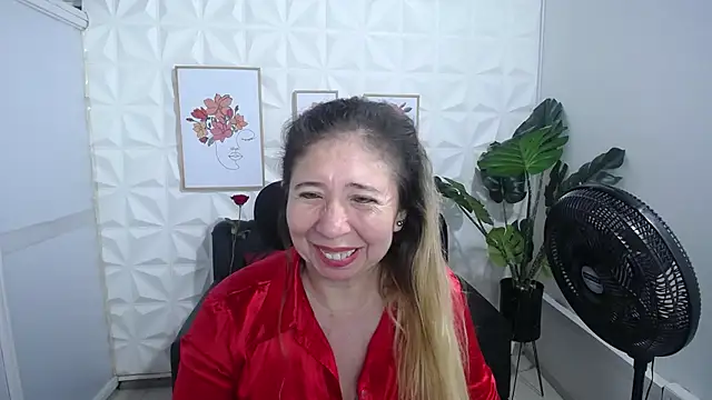 Valentinaa mature online show from 15, 2, 2025