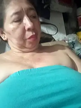 Snapshot of Valentinaa_mature chatting on 17, 11, 2025 Valentinaa mature online show from 17, 11, 2025