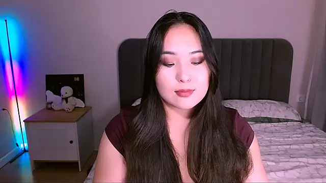 monabooty online show from 12, 11, 2025