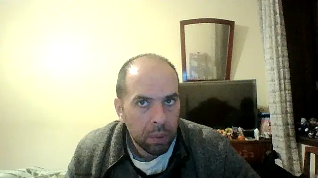 Snapshot of sstrasser chatting on 4, 1, 2025 sstrasser online show from 4, 1, 2025