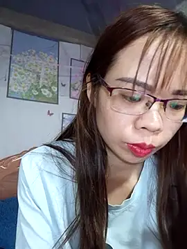   Mai-love19   online show from 15, 2, 2025