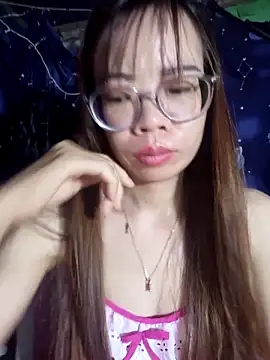   Mai-love19   online show from 10, 9, 2025