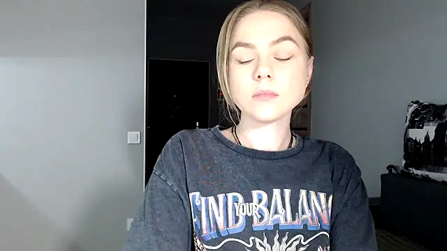 Snapshot of Sunbeam_ chatting on 22, 3, 2026 Sunbeam online show from 22, 3, 2026