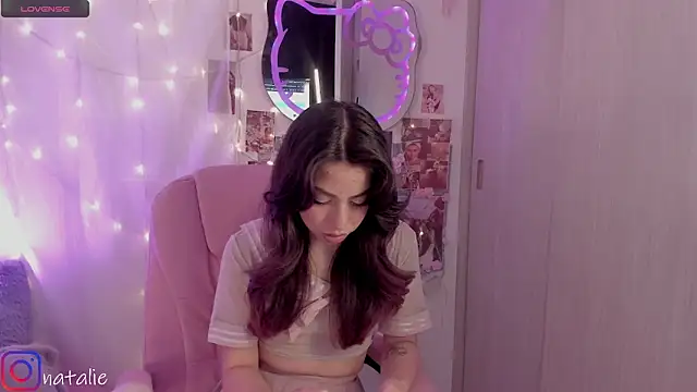 Snapshot of natalie_jaensen chatting on 17, 10, 2025 natalie jaensen online show from 17, 10, 2025