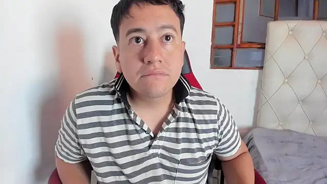 Snapshot of oliver_price1 chatting on 2, 3, 2026 oliver price1 online show from 2, 3, 2026