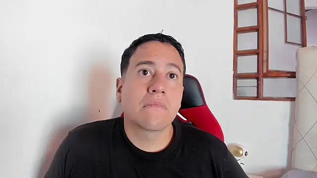 Snapshot of oliver_price1 chatting on 3, 3, 2026 oliver price1 online show from 3, 3, 2026