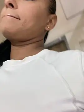 sofia xxx02 online show from 20, 2, 2026