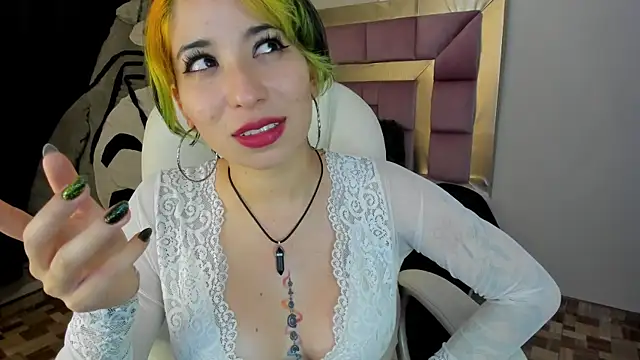 Laughing Naty online show from 4, 12, 2024