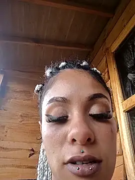 Snapshot of luci_fer_devil chatting on 16, 12, 2025 luci fer devil online show from 16, 12, 2025